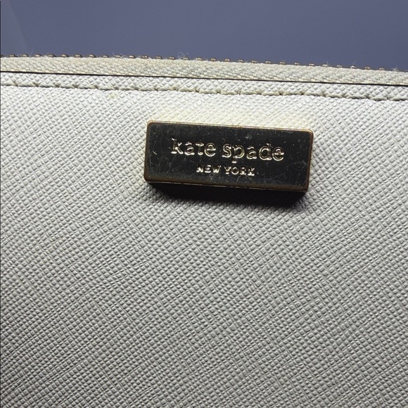 Kate Spade Newbury Lane Neda Zip Around Wallet in durable cross-hatched leather - Picture 5 of 8